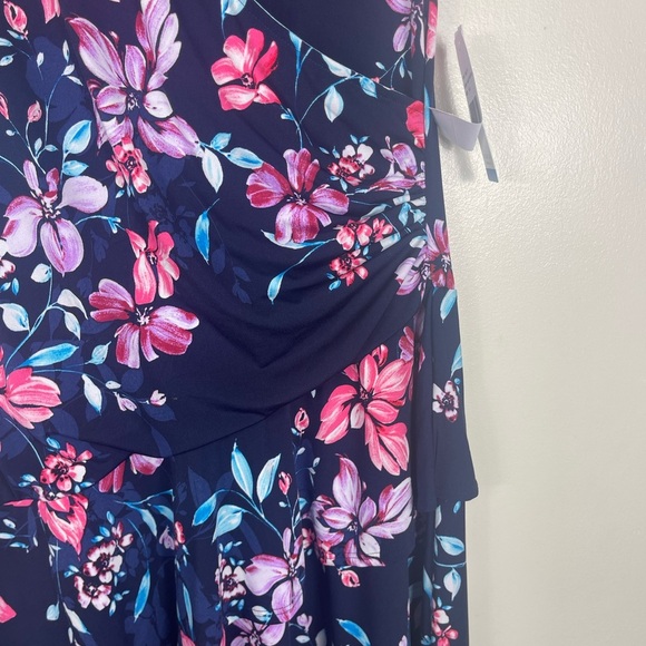 Signature by Robbie Bee Blue and Pink Asymmetrical Sundress - Picture 4 of 8